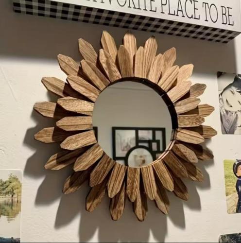 مرآة خشبية مثبتة على الحائط، مرآة مكياج عباد الشمس...