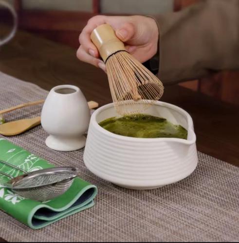 مجموعة خفق ماتشا الأساسية على الطراز الياباني مكون...