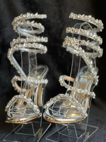 أحذية بلينغ - حذاء كعب فضي مع ربطة كريستال SH-600