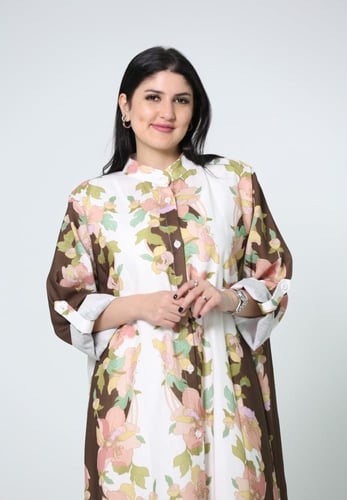 ثوب كتان بنقشة ورود كم طويل فري سايز