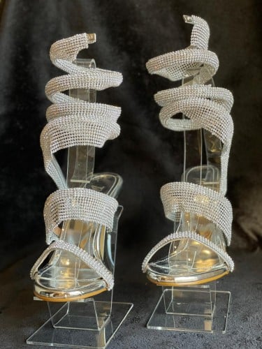 أحذية بلينغ - حذاء بحزام كريستالي SH-500