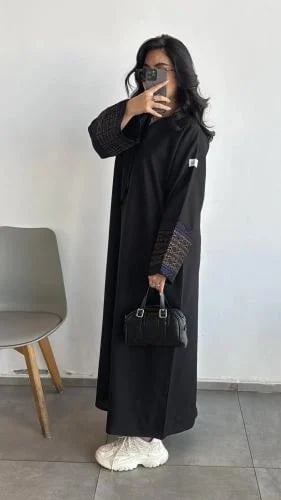 عباية عذراء