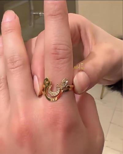 خاتم الحروف المتشابكة - متجر نواعم