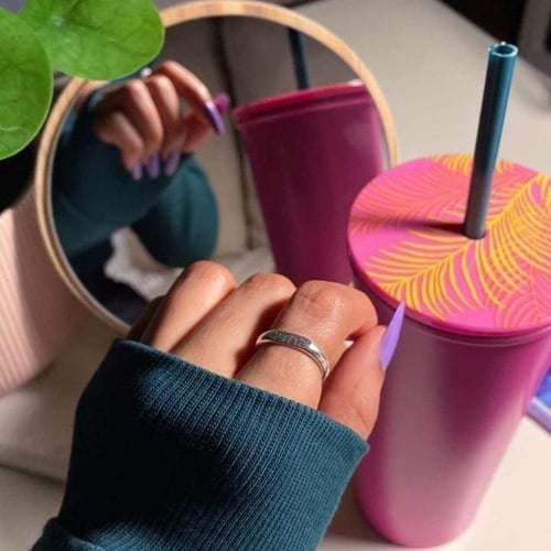 خاتم تاريخ نسائي بتصميم حسب الطلب