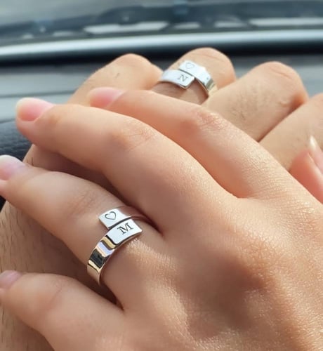 خواتم نسائية ورجالي بالاسم والتاريخ