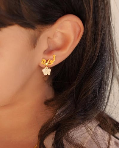 حلق الورد بالاسم بشكل جديد