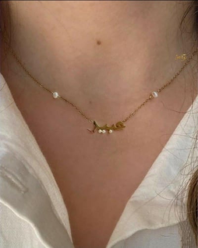 سلسال بالاسم مع فصوص كريستال - تألقي بأناقة متألقة