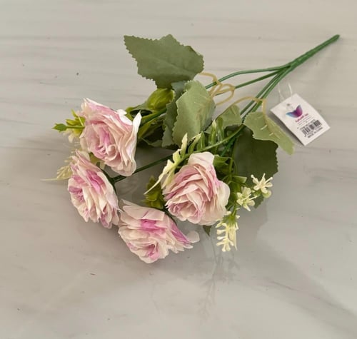 ربطة ورد رقم ( 75 )