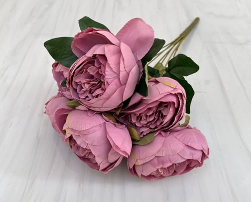 ربطة ورد رقم ( 62 ) بيوني