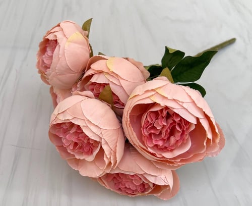 ربطة ورد رقم ( 62 ) بيوني