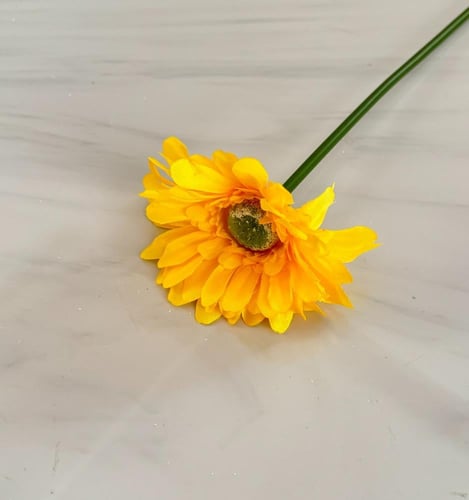 غصن ورد رقم ( 12 )