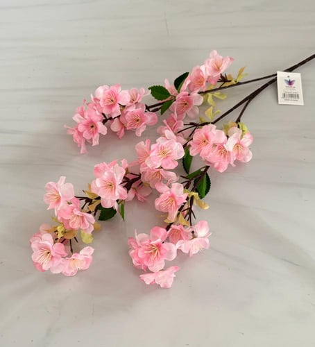 غصن ورد رقم ( 18 )