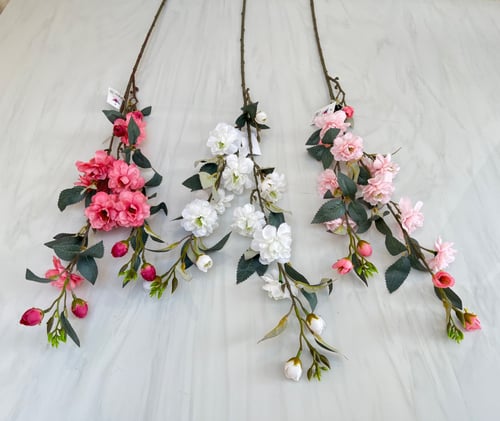 غصن ورد رقم ( 36 )