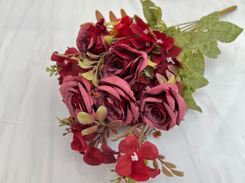 ربطة ورد رقم ( 67 )