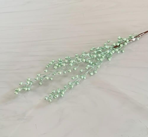 غصن ورد رقم ( 7 )