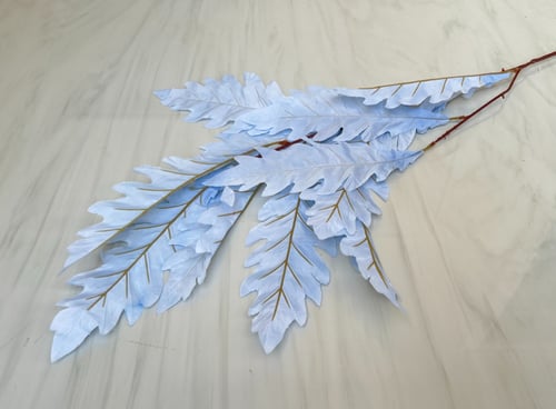 غصن ورد رقم ( 28 )