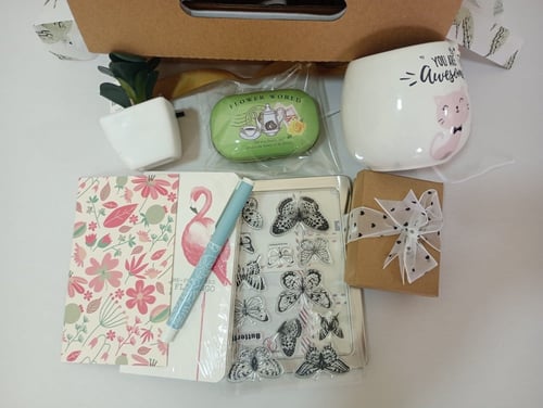 بوكس هدية مميزة ورقيقة للصديقات