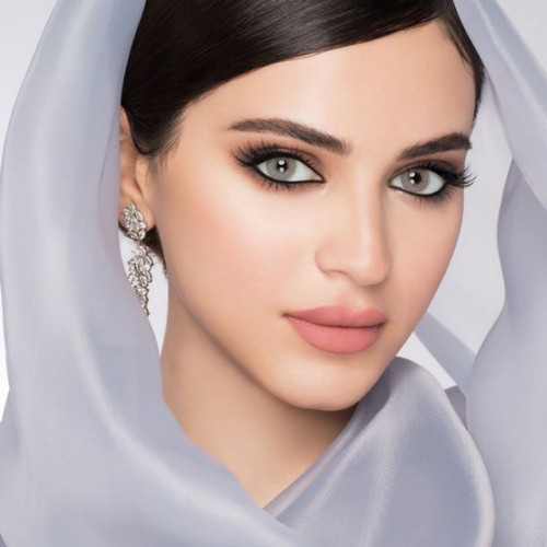 عدسات لاصقة ملونة من لنس مي - سنوي