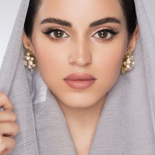 عدسات لاصقة ملونة من لنس مي - لاتية