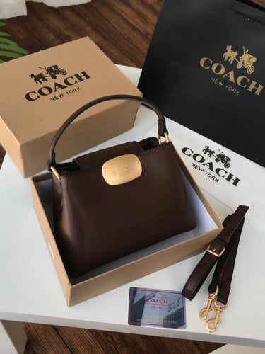 شنطة كوتش درجة أولى