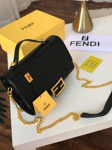 شنطة فندي درجة أولى