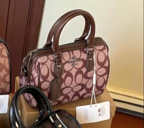 شنطة كوتش روان مقاس 20