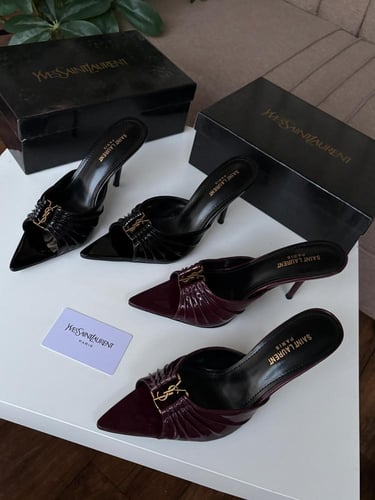 كعب سان لوران درجة أولى