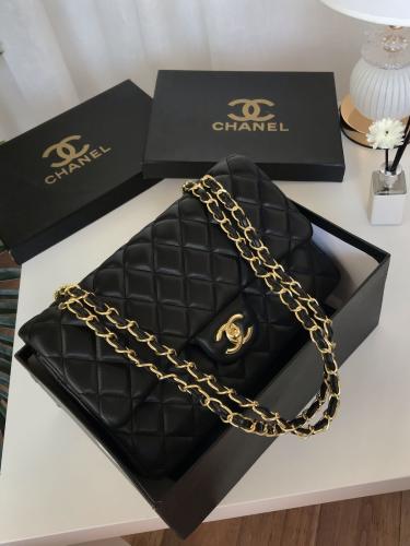 شنطة شانيل درجة أولى