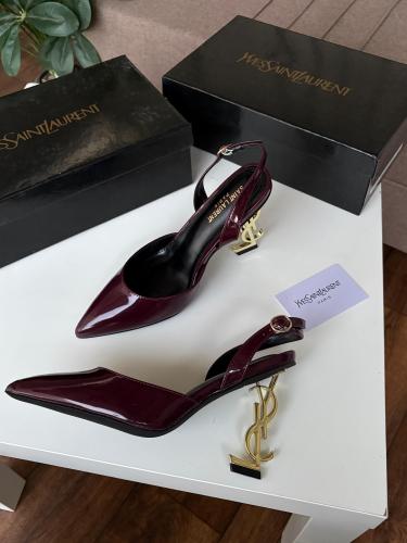 كعب سان لوران درجة أولى