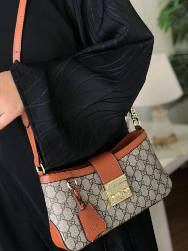 شنطة درجة أولى مستوحاه من قوتشي