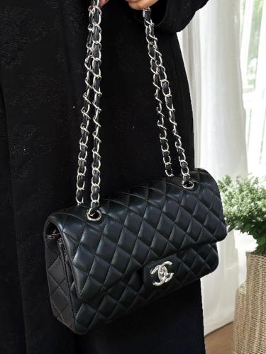 شنطة شانيل درجة أولى