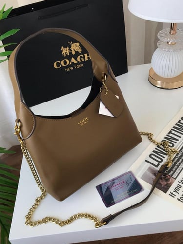 شنطة كوتش درجة أولى