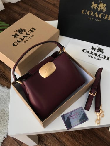 شنطة كوتش درجة أولى