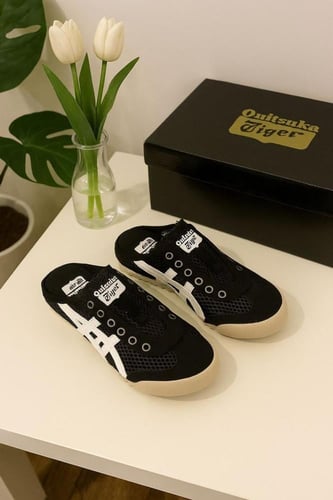 حذاء كاجوال درجة أولى