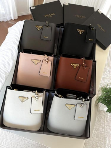 شنطة برادا درجة أولى