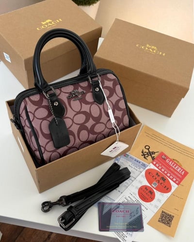 شنطة كوتش روان مقاس 20