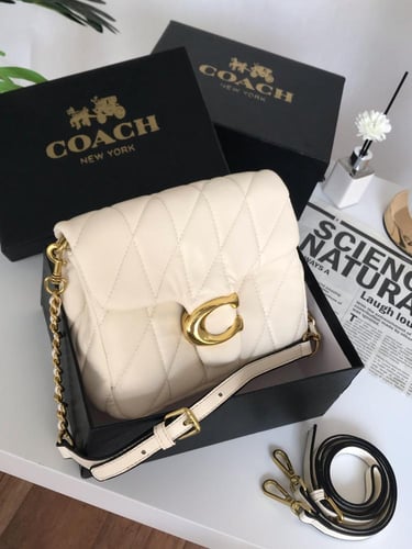 شنطة كوتش درجة أولى