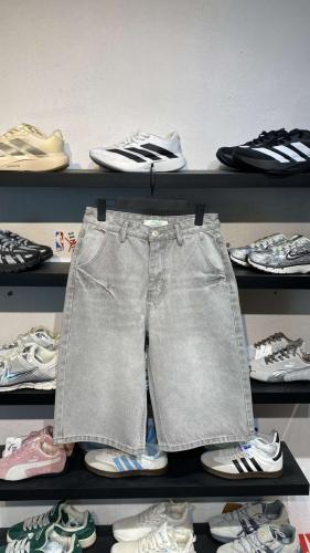 شورت جينز أوفر سايز (Denim Shorts)