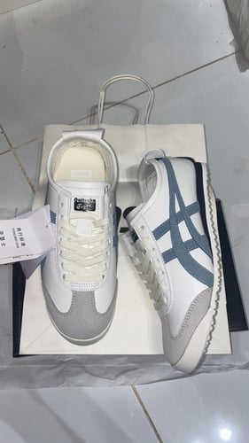 ‏ONITSUKA TIGER MEXICO 66 "Birch Peacoat
