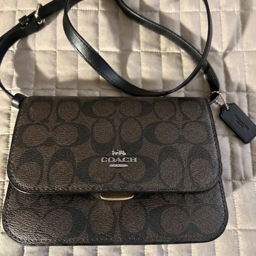 Coach Brynn Flap Crossbody Bag in،