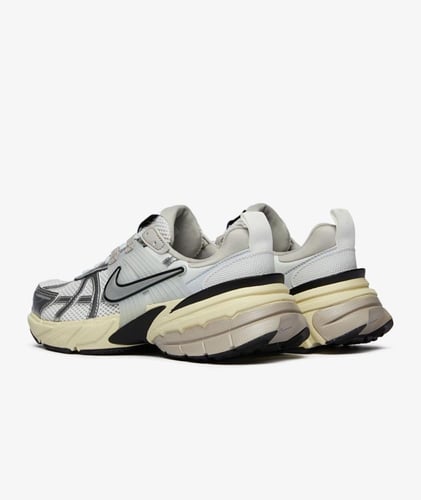 Nike V2K Light Grey