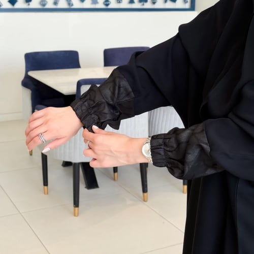عبايه ثنايا