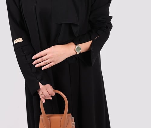 عباية مع أزرار بالأكمام كلوش