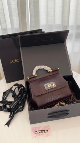 حقيبة دولتشي ستامبا إجوانا كريستال ميس سيسيلي