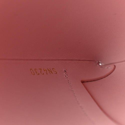 مجموعة مونوغرام كيريغامي بوشيت من لويس فيتون