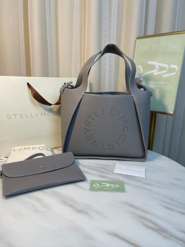 حقيبة كروس بودي التر مات بشعار ستيلا مكارتني