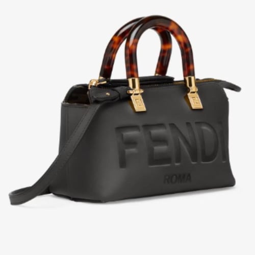 حقيبة بوسطن صغيرة من باي ذا واي - جلد أسود