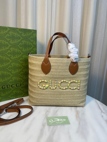 حقيبة يد وكتف ميني من القش من قوتشي