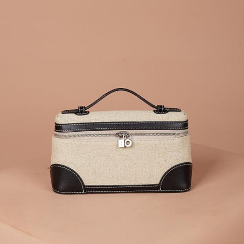 حقيبة ظهر اكسترا بوكيت بقماش مغلف بجلد عجل