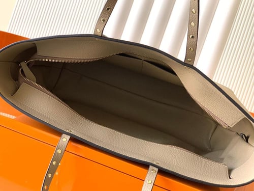 حقيبة تسوق فالنتينو غارافاني روكستد 37 سم